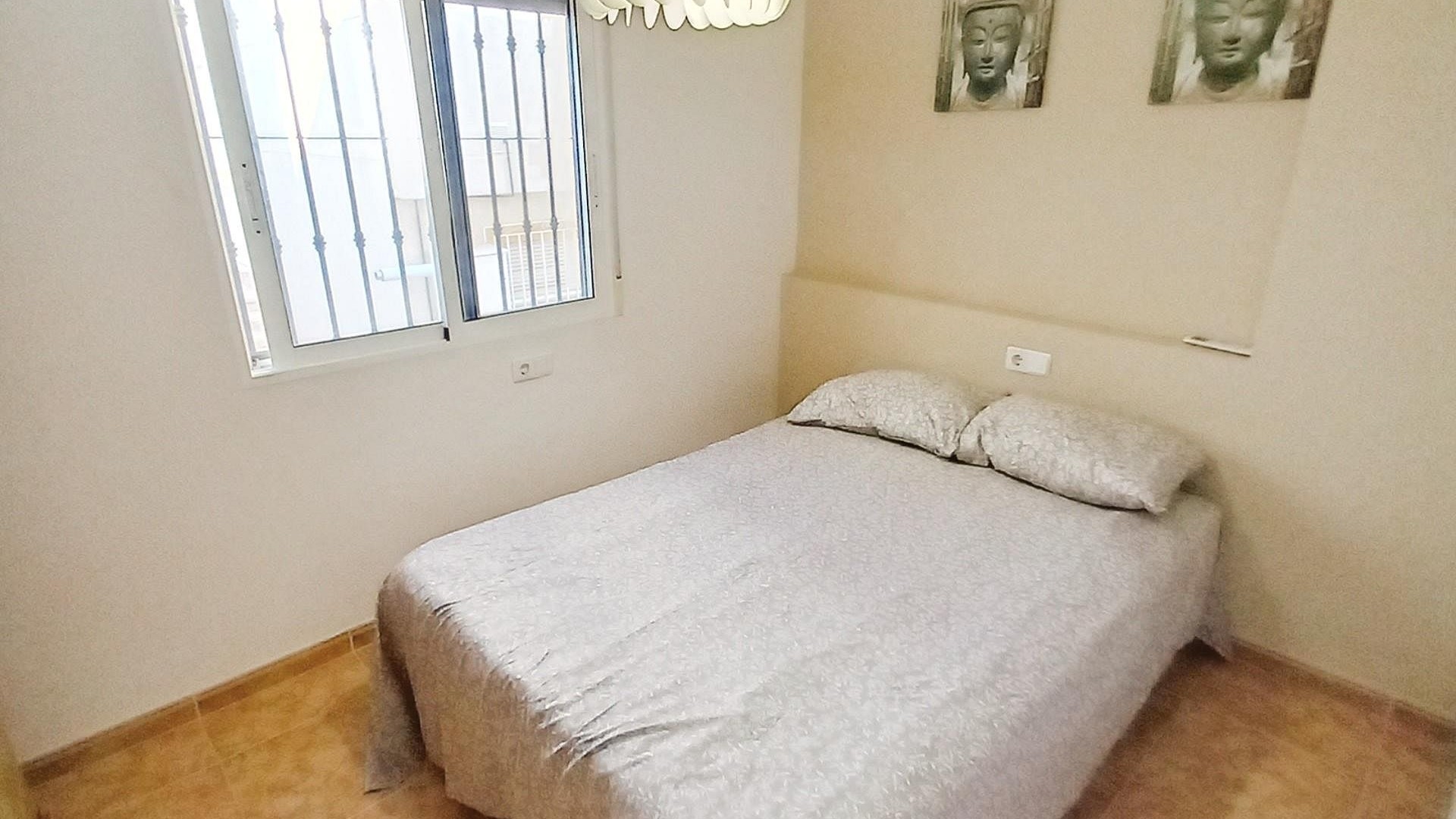 Videresalg - Byhus -
Algorfa