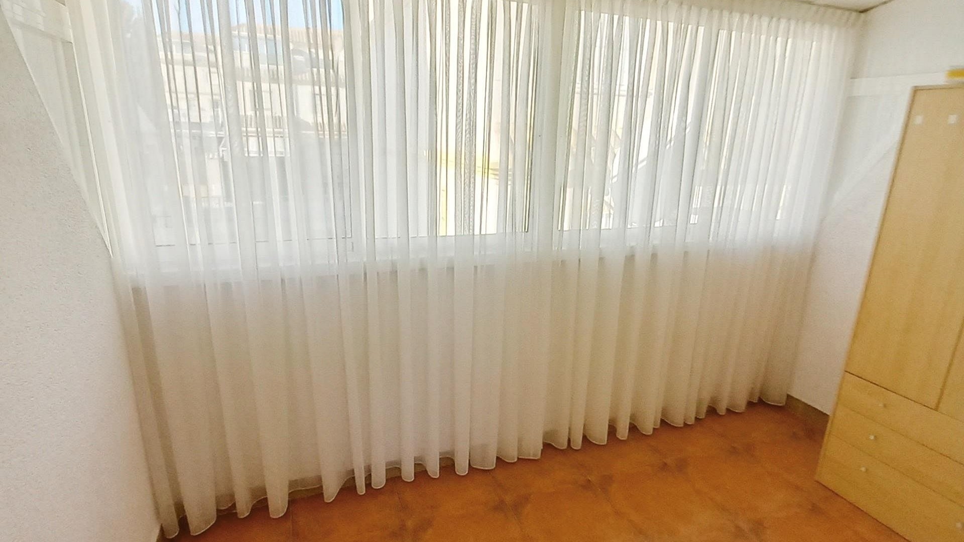 Videresalg - Byhus -
Algorfa