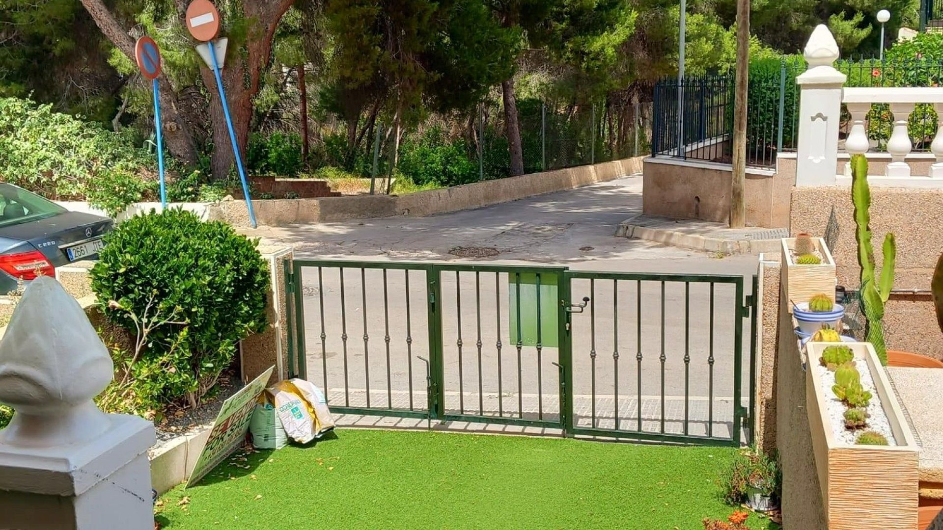 Videresalg - Byhus -
Algorfa