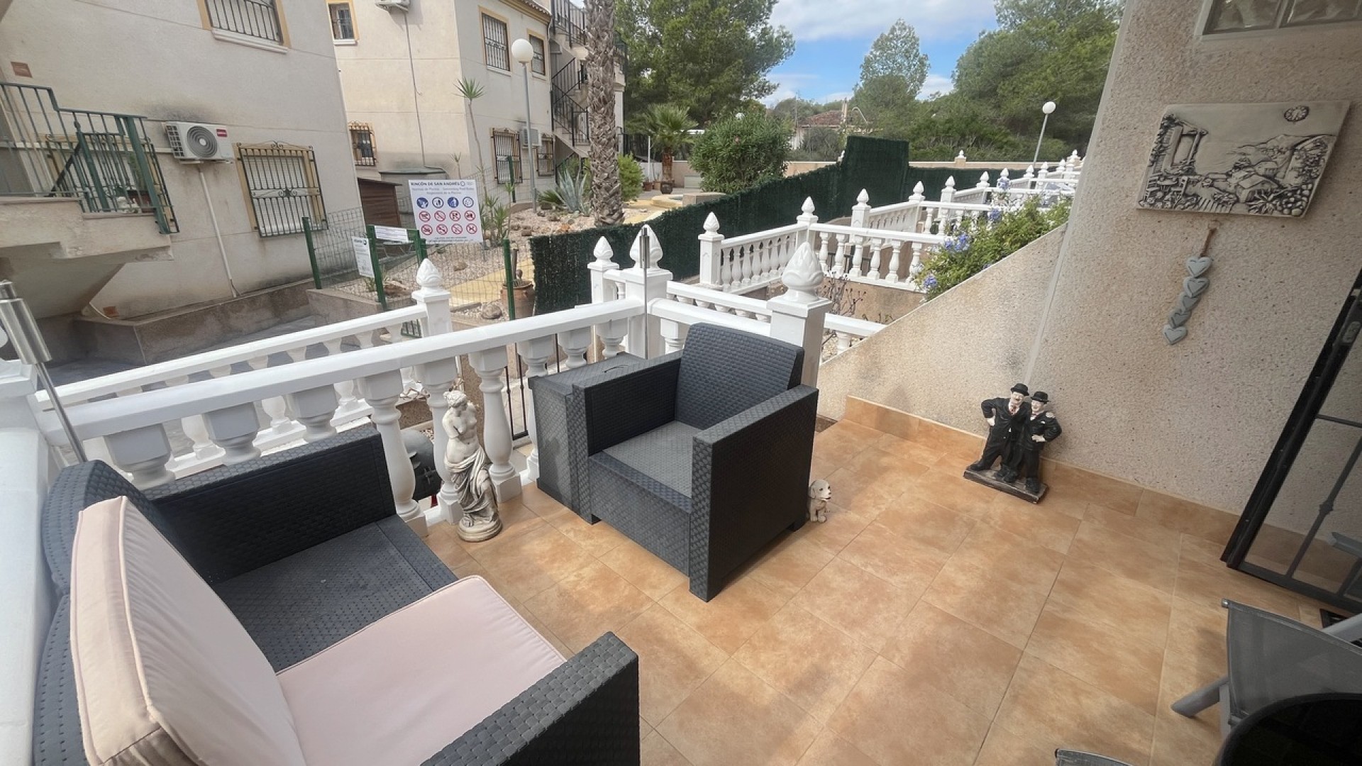 Videresalg - Byhus -
Algorfa