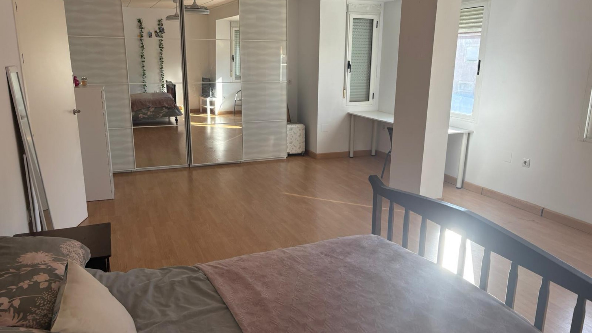 Videresalg - Byhus -
Algorfa