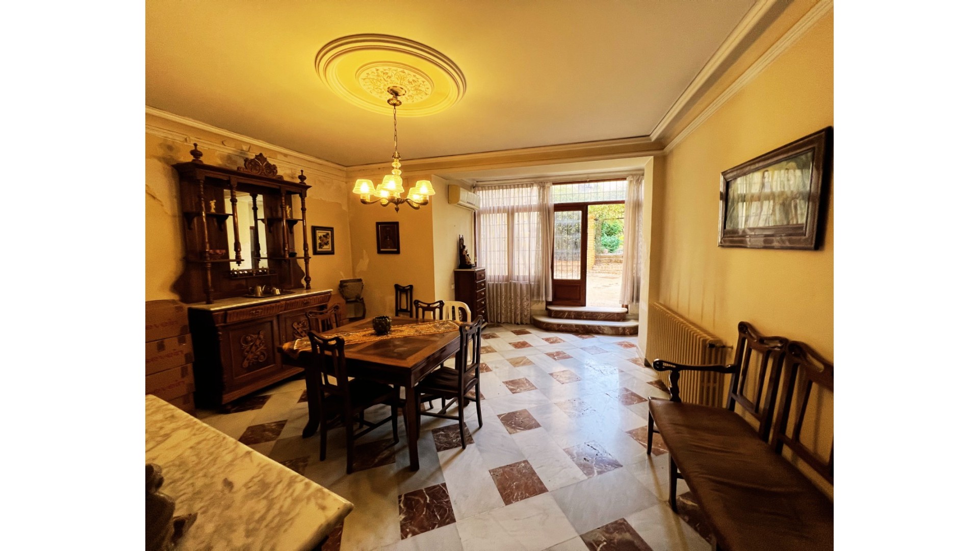 Videresalg - Byhus -
Aspe