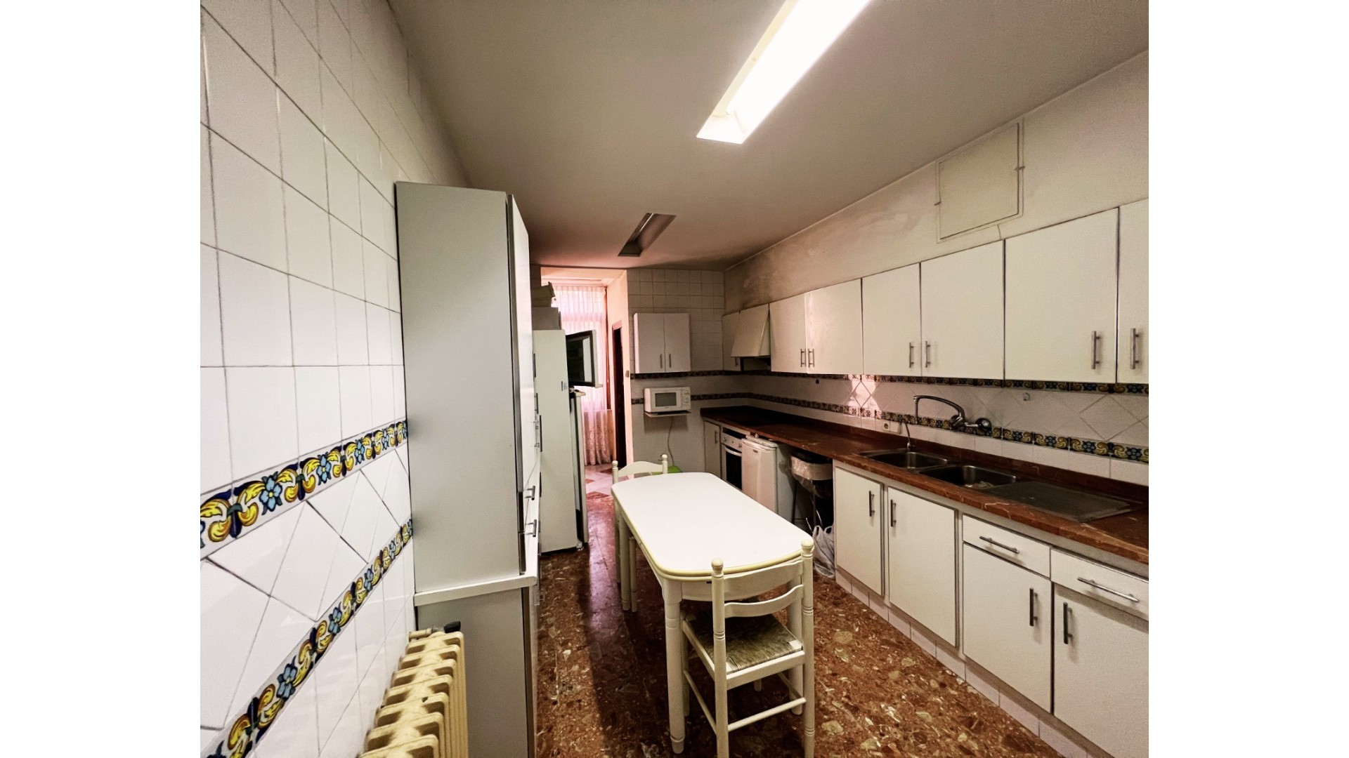 Videresalg - Byhus -
Aspe