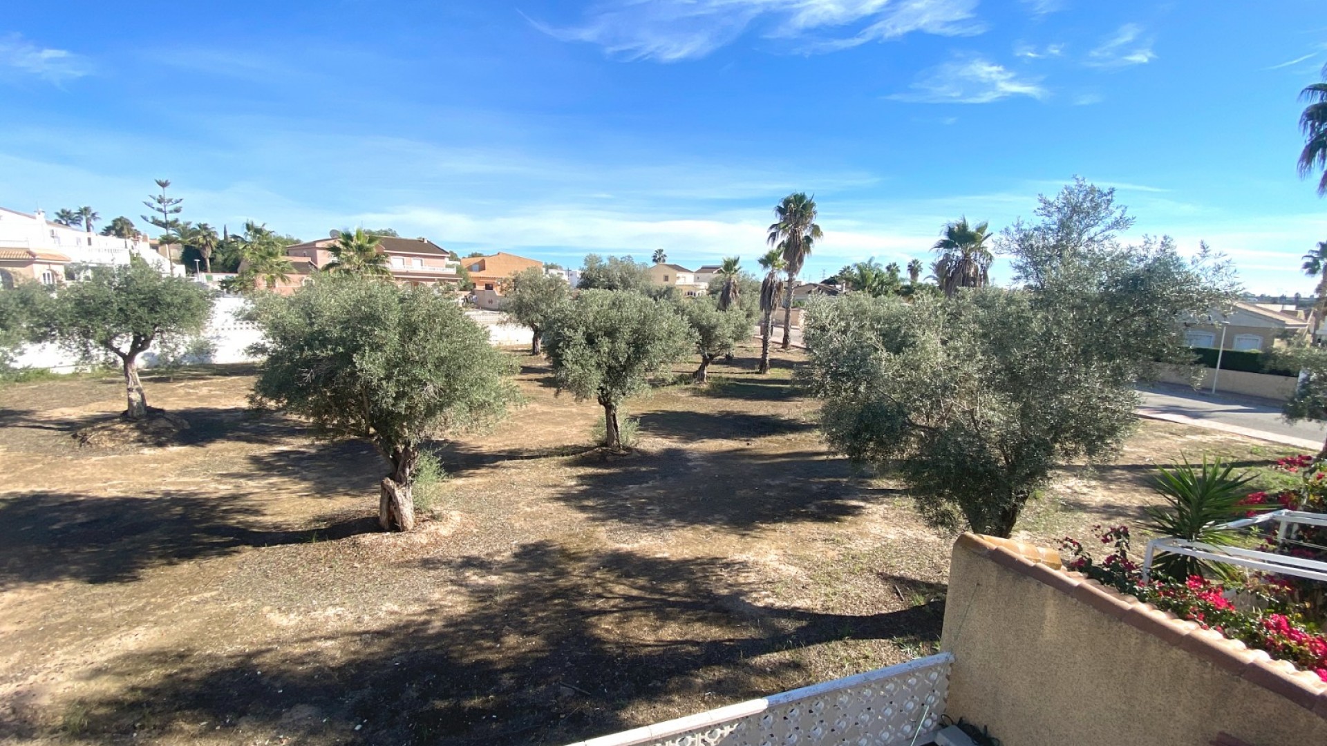 Videresalg - Byhus -
Benijofar - Monte Azul