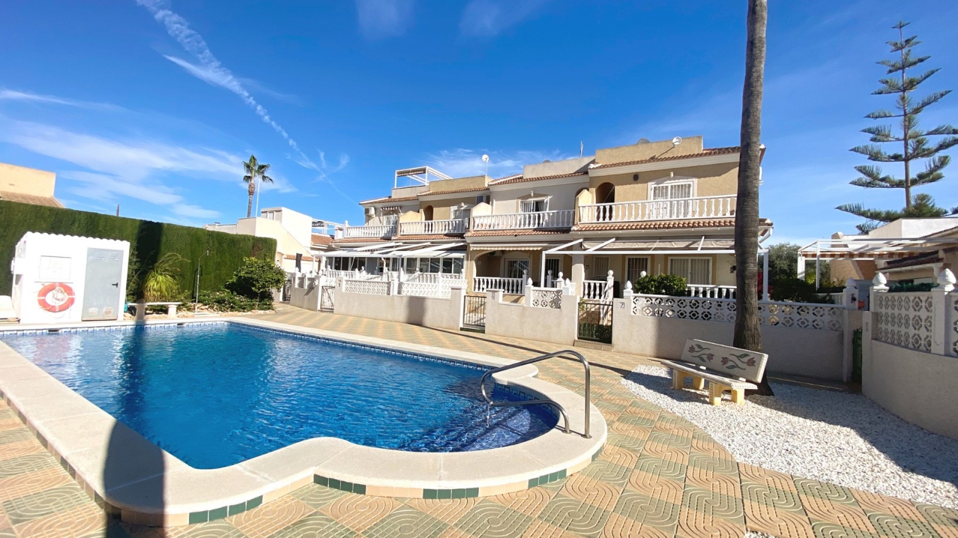 Videresalg - Byhus -
Benijofar - Monte Azul