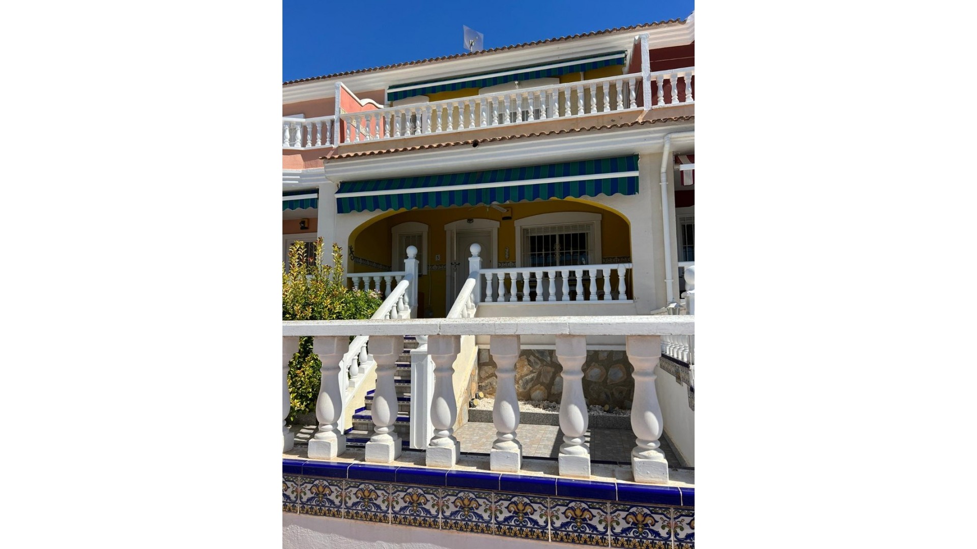 Videresalg - Byhus -
Benijofar - Monte Azul