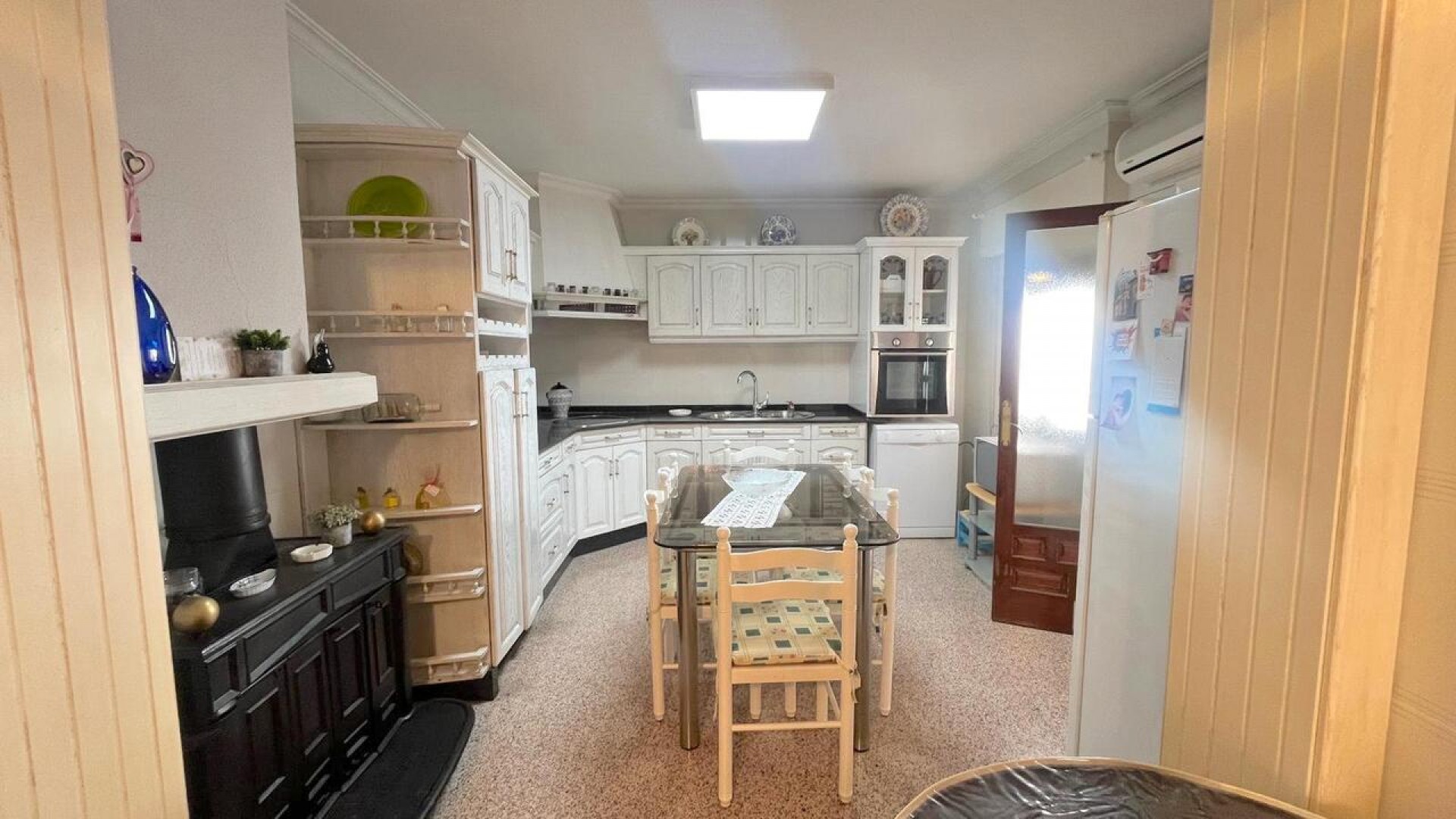 Videresalg - Byhus -
Formentera del Segura - Formentera de Segura