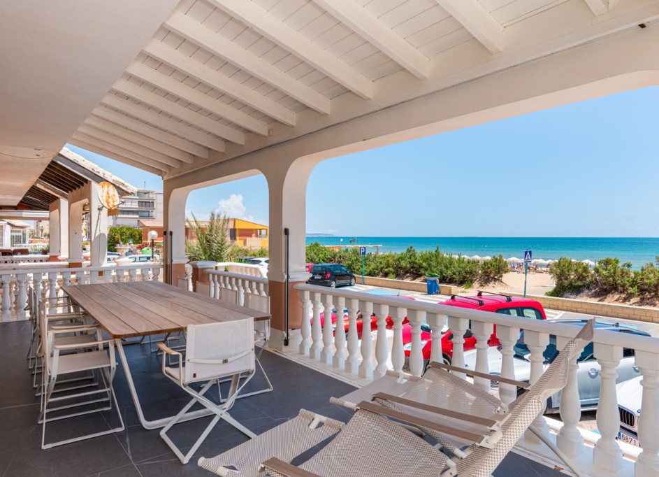 Videresalg - Byhus -
Guardamar del Segura