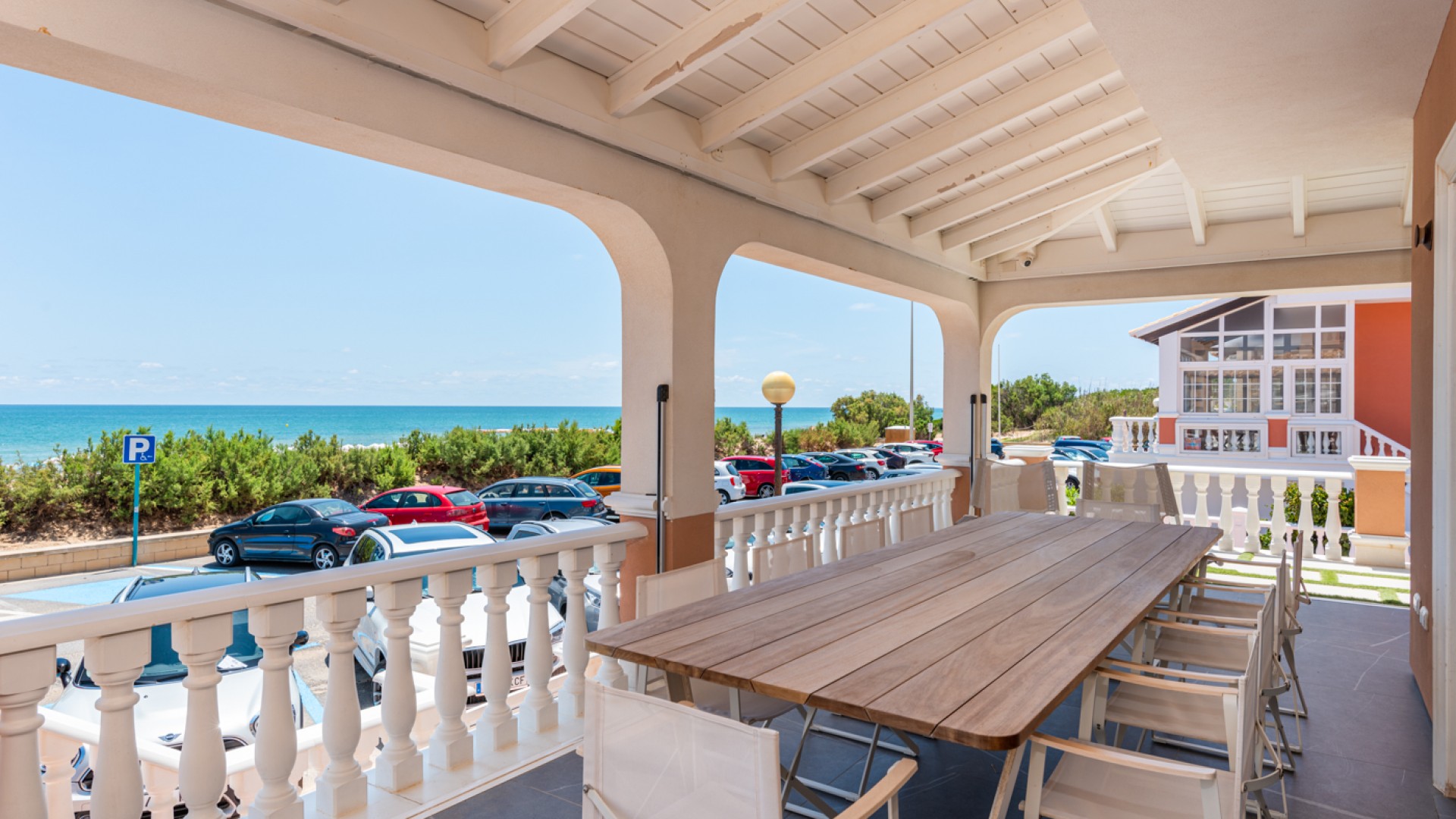 Videresalg - Byhus -
Guardamar del Segura