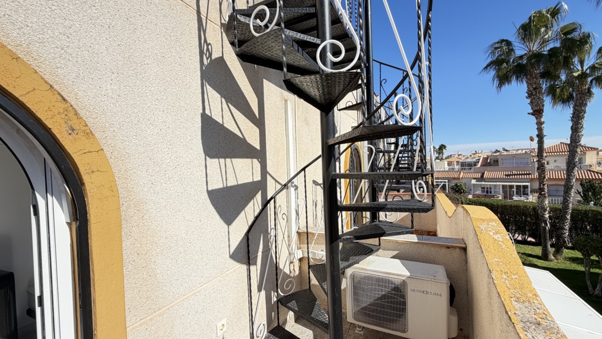 Videresalg - Byhus -
La Florida