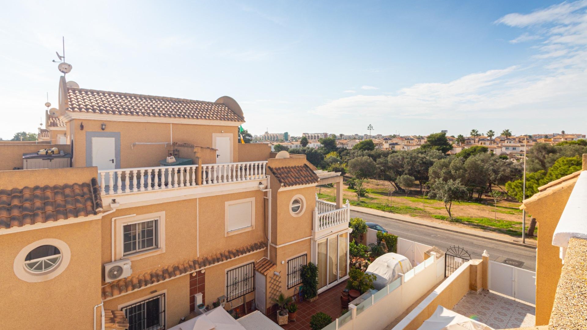 Videresalg - Byhus -
Orihuela Costa - Cabo Roig