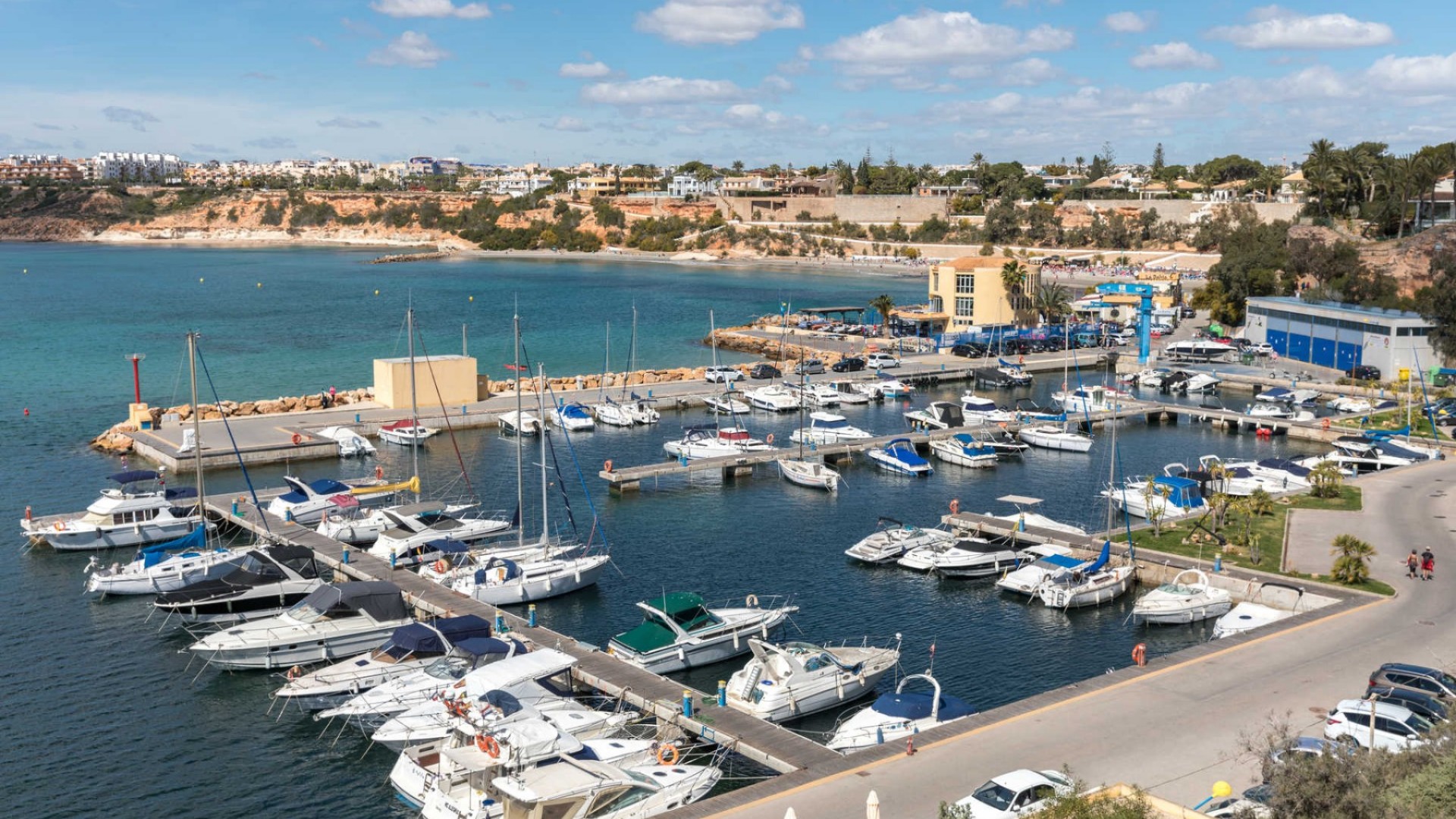 Videresalg - Byhus -
Orihuela Costa - La Zenia