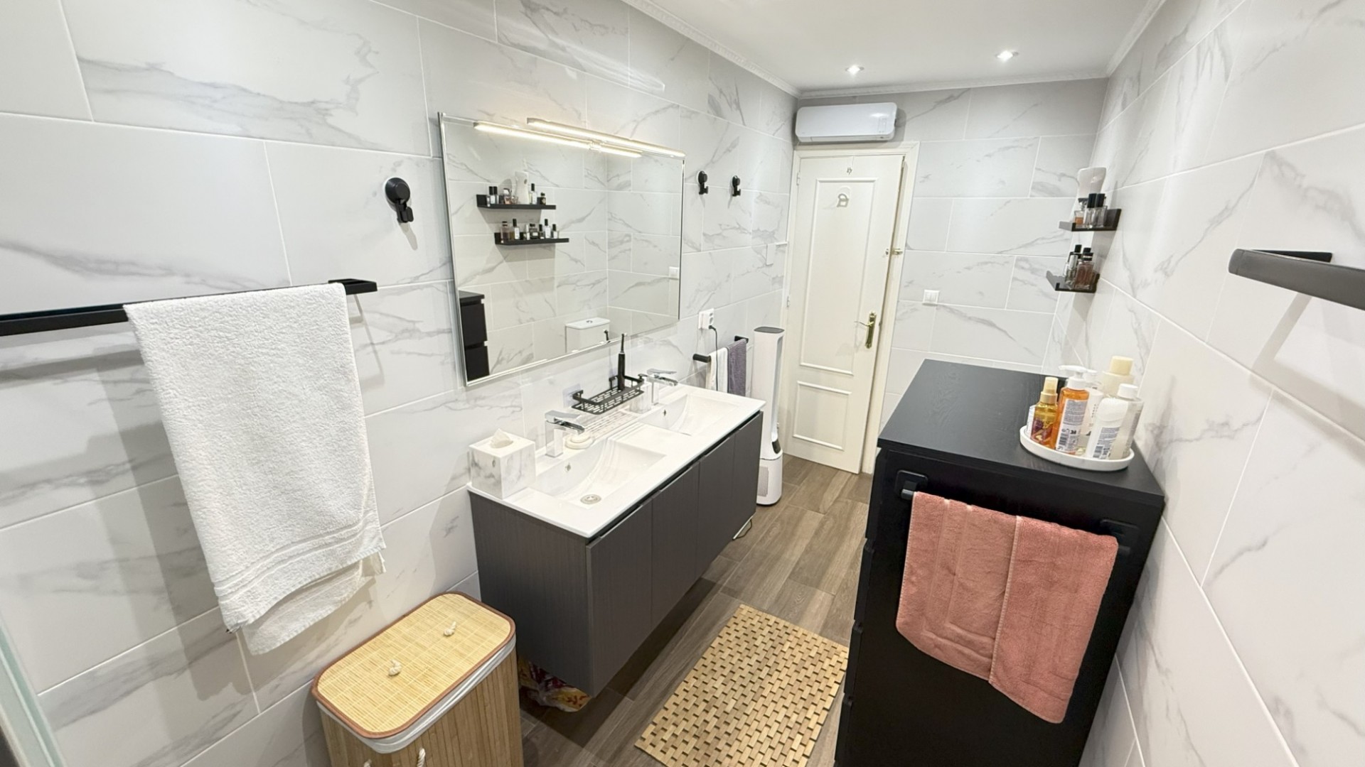 Videresalg - Byhus -
Orihuela Costa - La Zenia