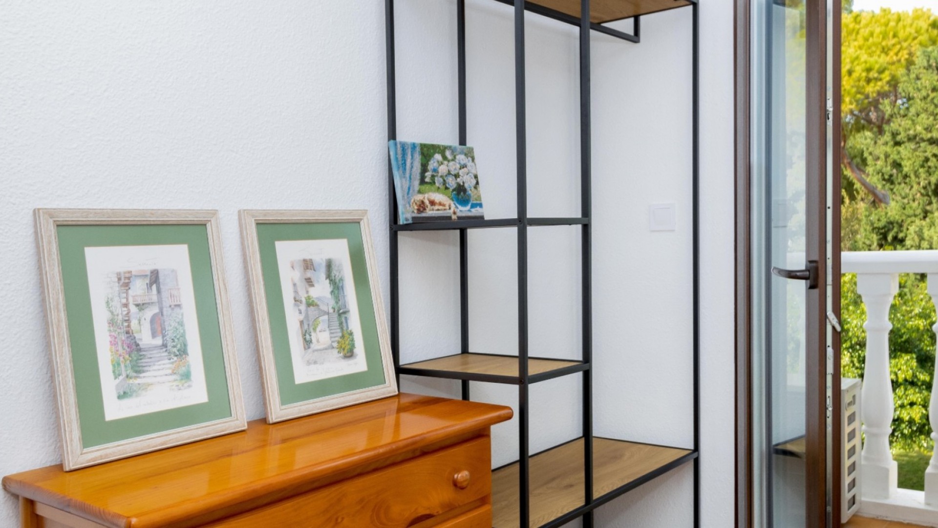 Videresalg - Byhus -
Orihuela Costa - La Zenia