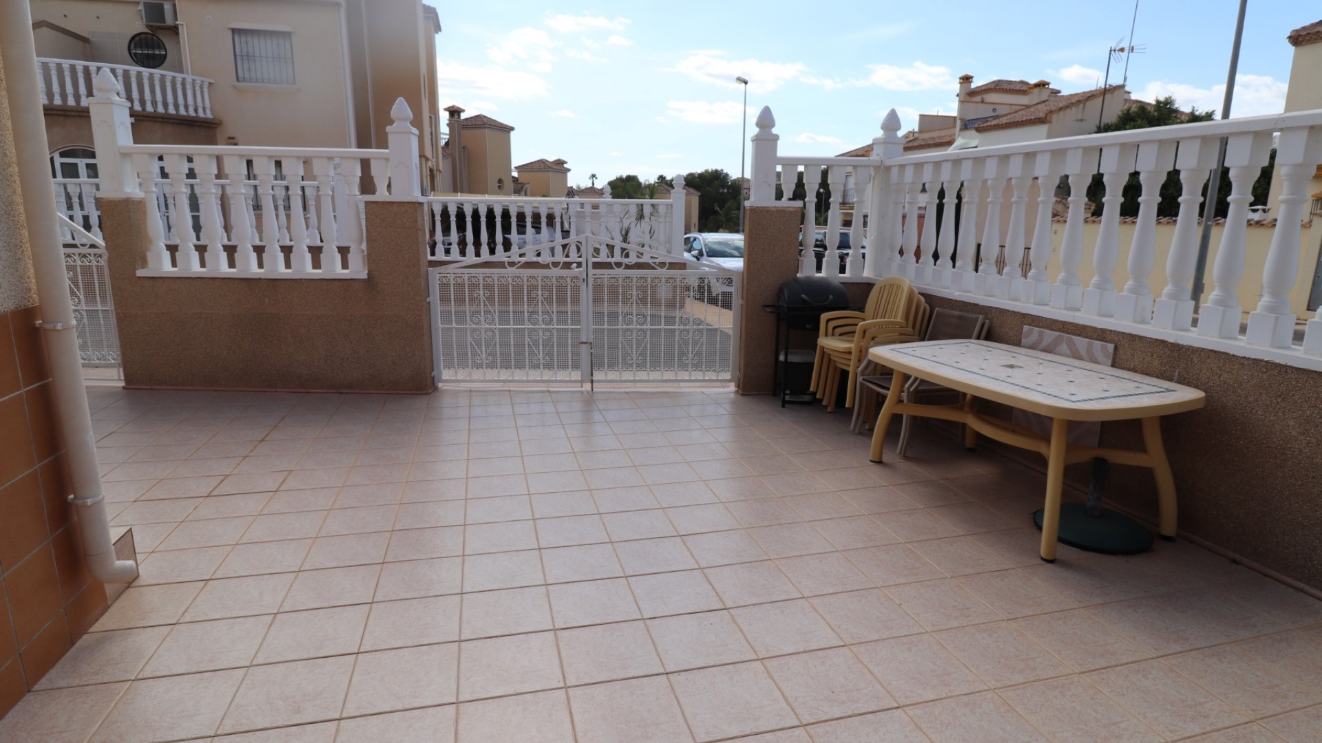 Videresalg - Byhus -
Orihuela Costa - Las Filipinas