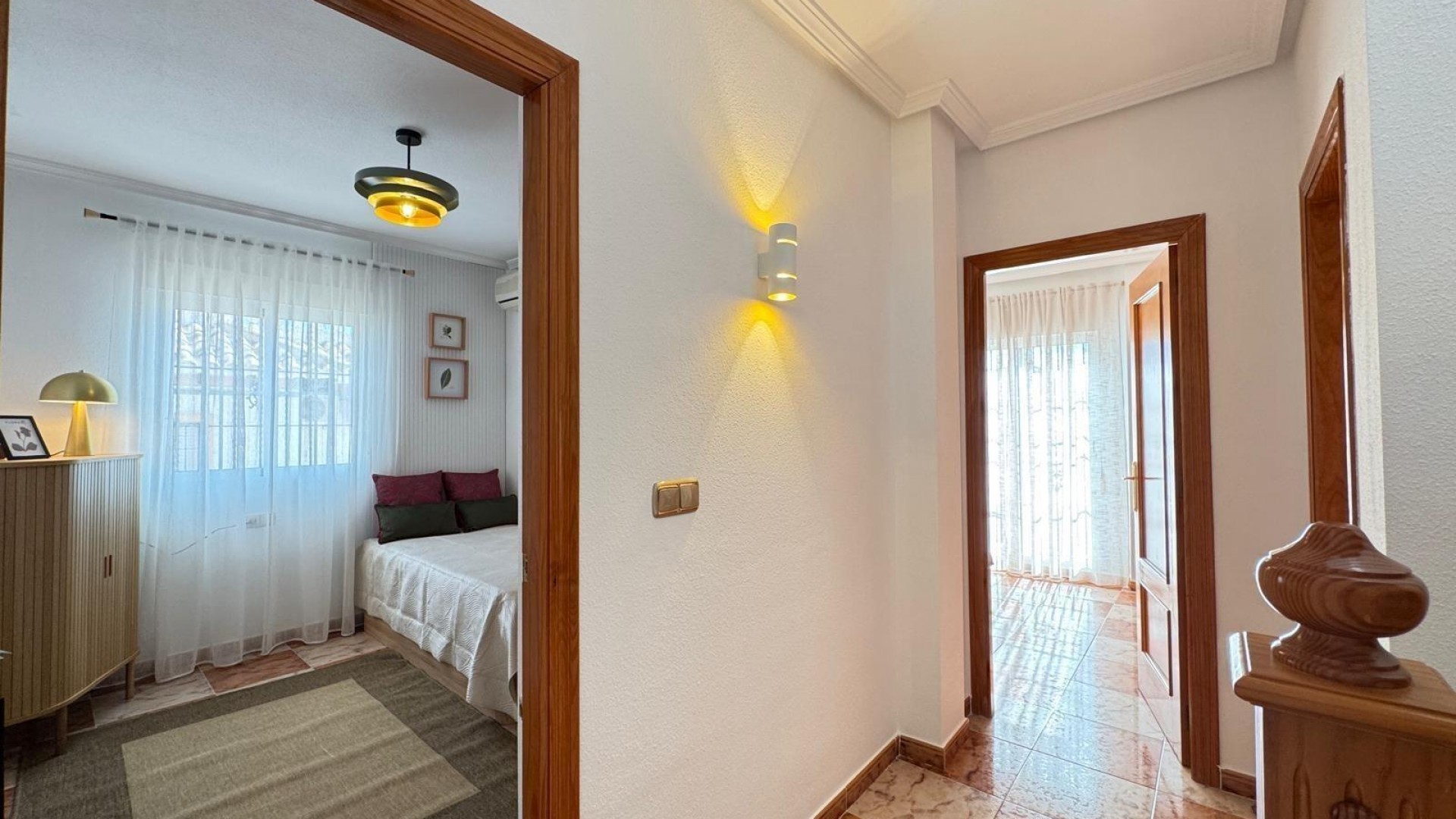 Videresalg - Byhus -
Orihuela Costa - Lomas de Cabo Roig-Los Dolses