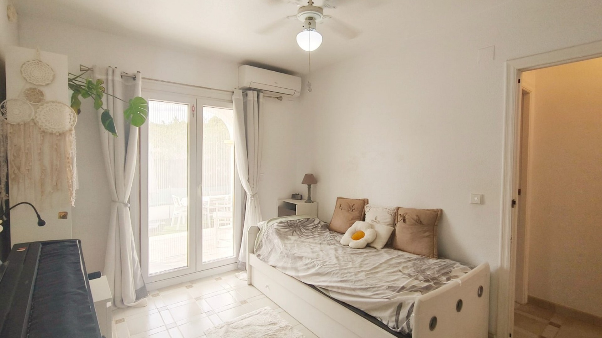 Videresalg - Byhus -
Orihuela Costa - Villamartín