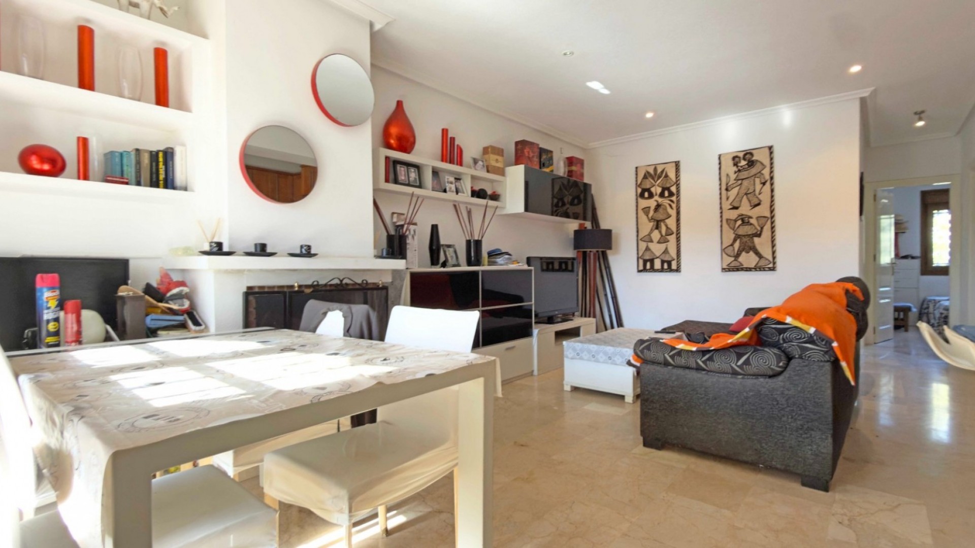 Videresalg - Byhus -
Orihuela Costa - Villamartín