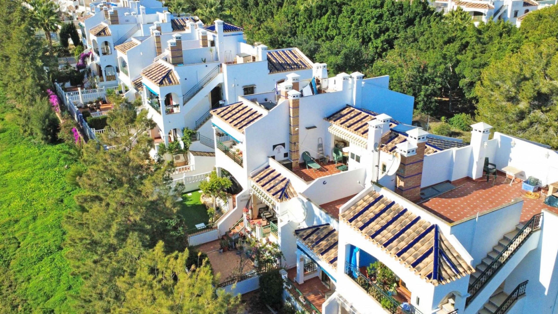 Videresalg - Byhus -
Orihuela Costa - Villamartín