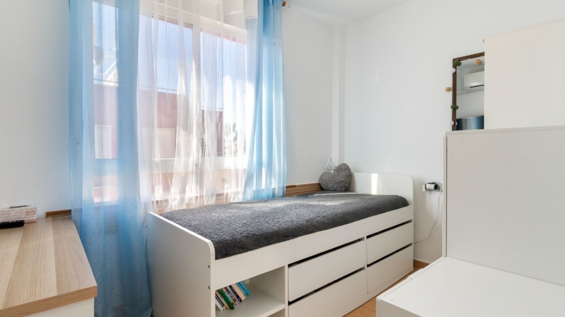 Videresalg - Byhus -
Orihuela Costa - Villamartín