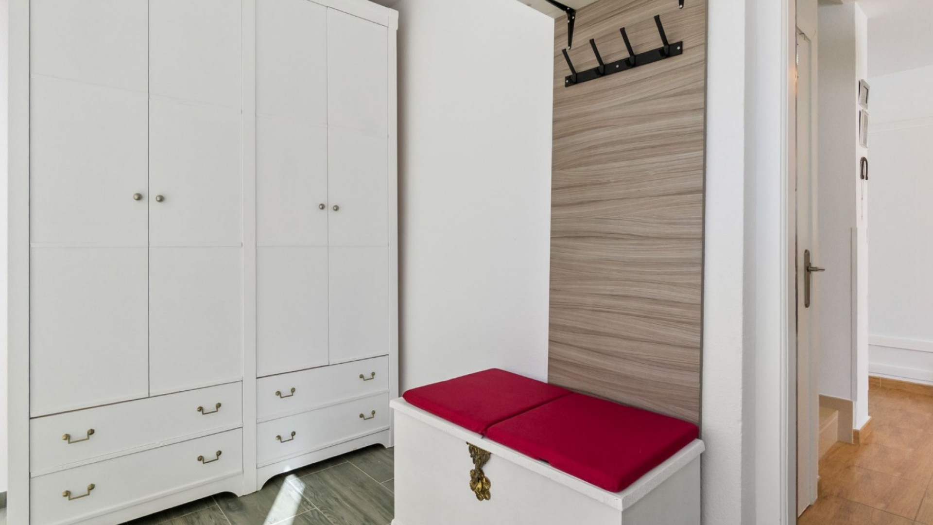 Videresalg - Byhus -
Orihuela Costa - Villamartín