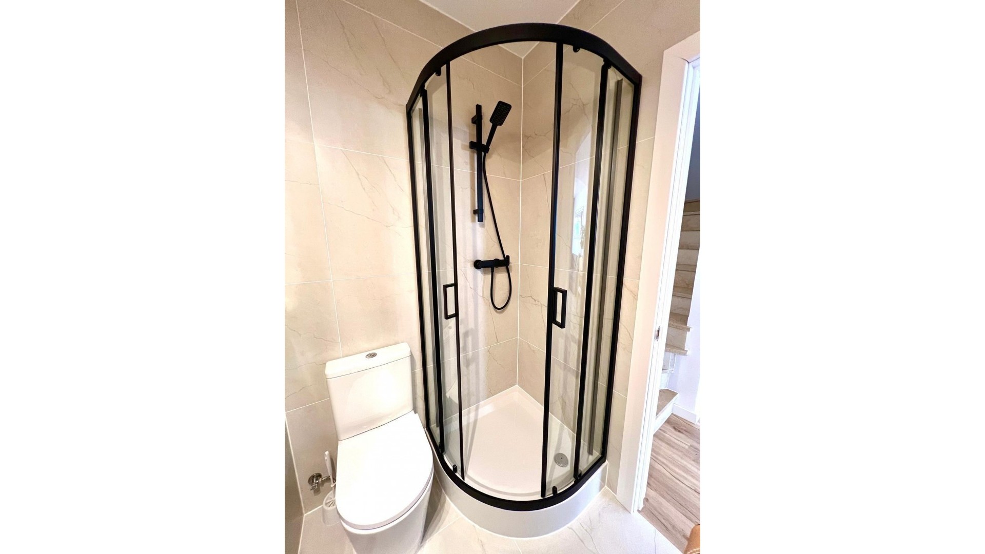 Videresalg - Byhus -
Orihuela - Urbanización Perla del Mar