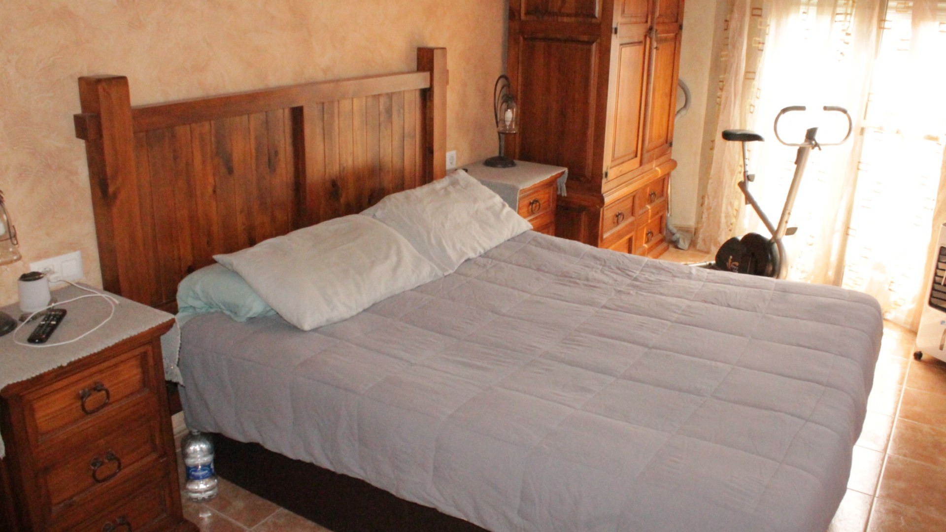 Videresalg - Byhus -
Pinoso - Pinoso Alicante