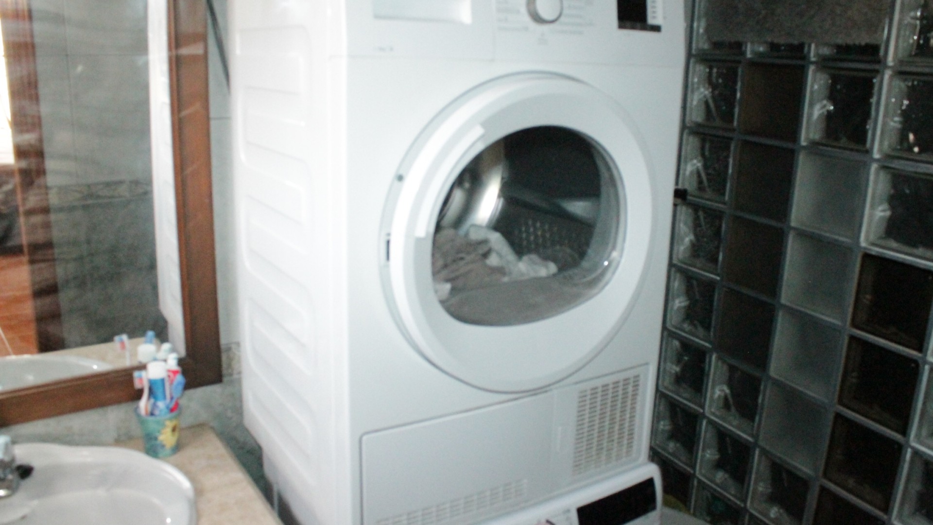 Videresalg - Byhus -
Pinoso - Pinoso Alicante