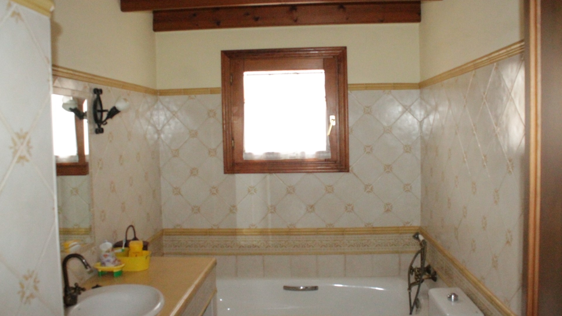 Videresalg - Byhus -
Pinoso - Pinoso Alicante