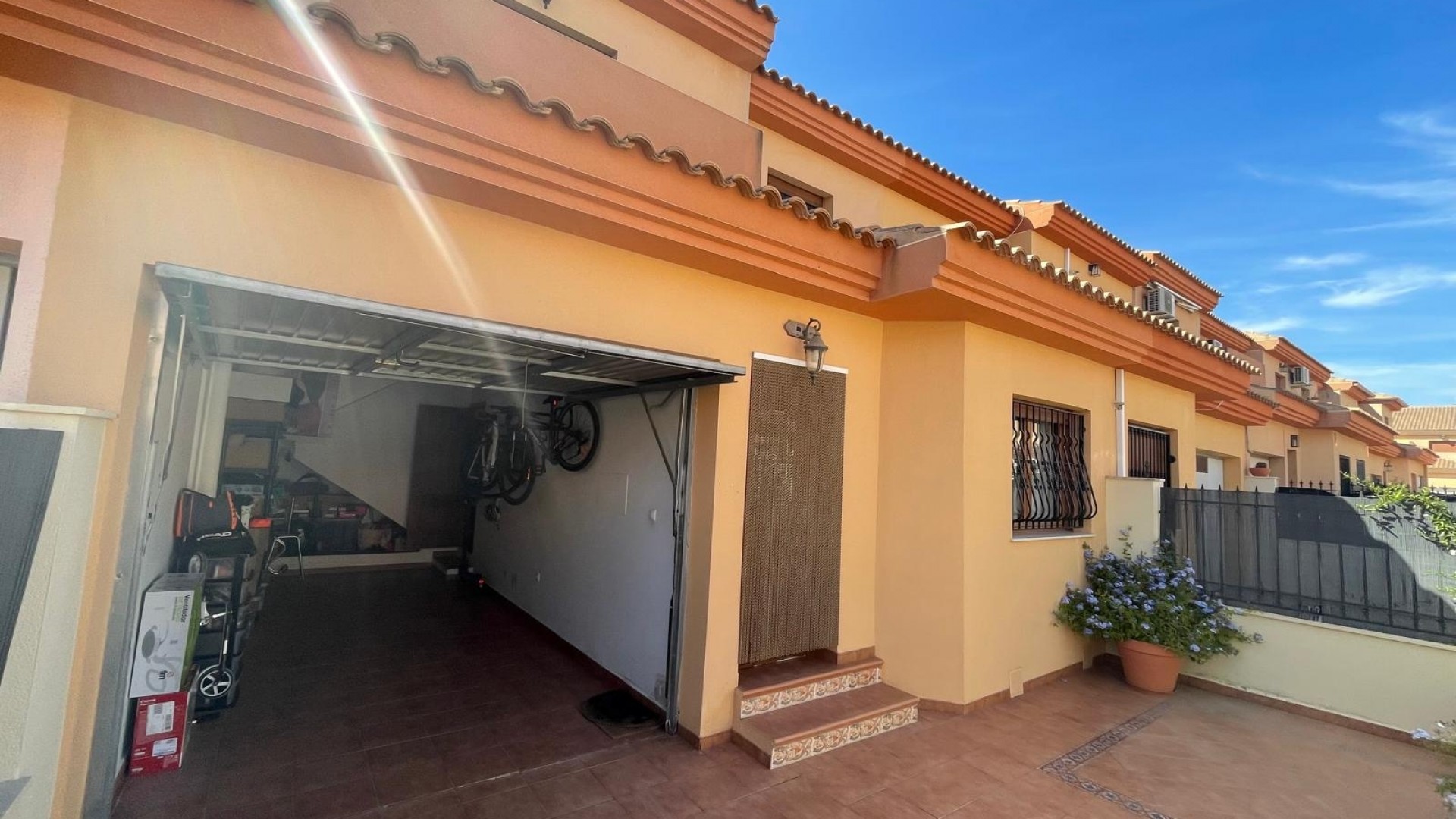 Videresalg - Byhus -
Pinoso - Pinoso Alicante