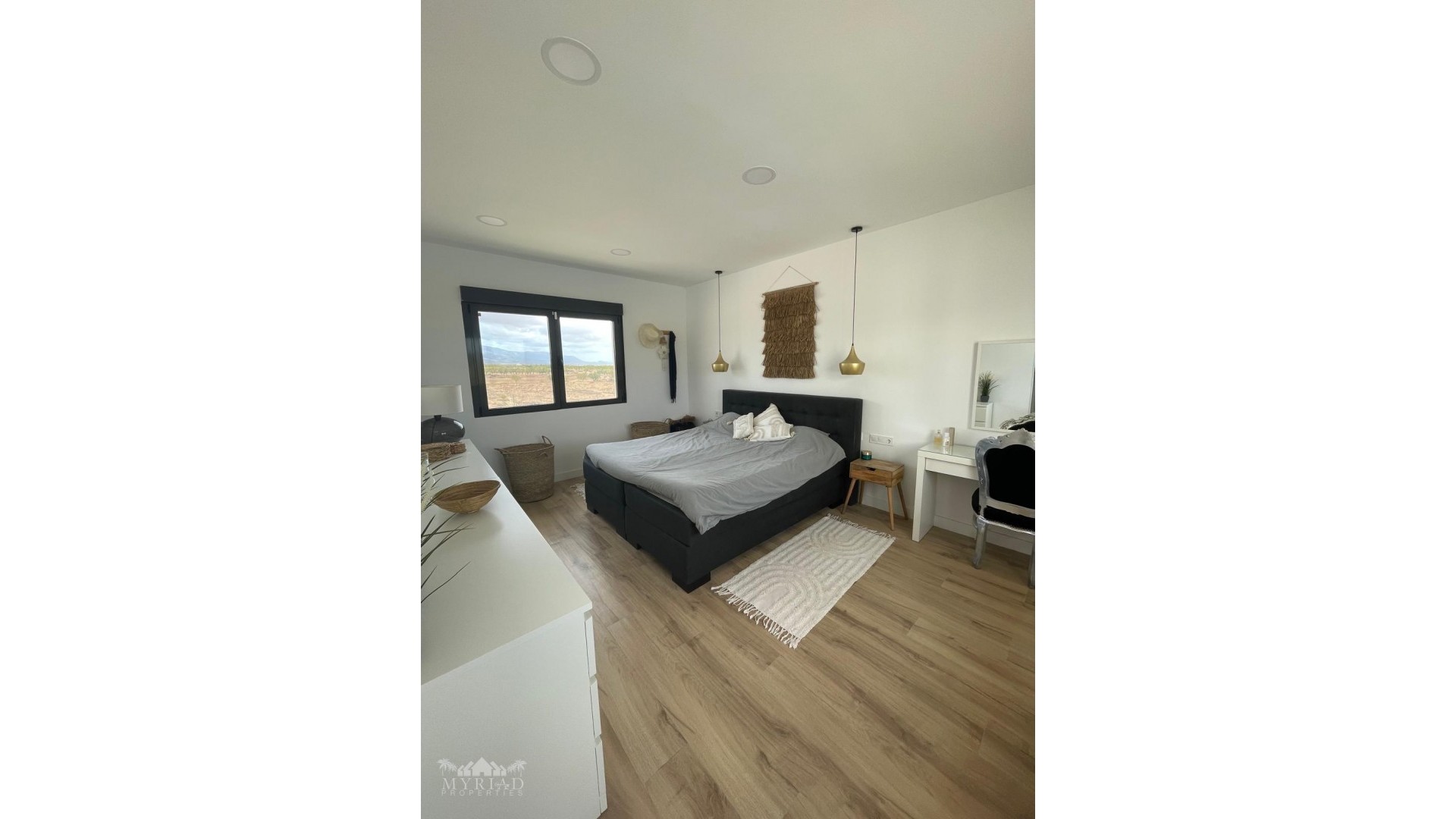 Videresalg - Byhus -
Pinoso - Pinoso Alicante