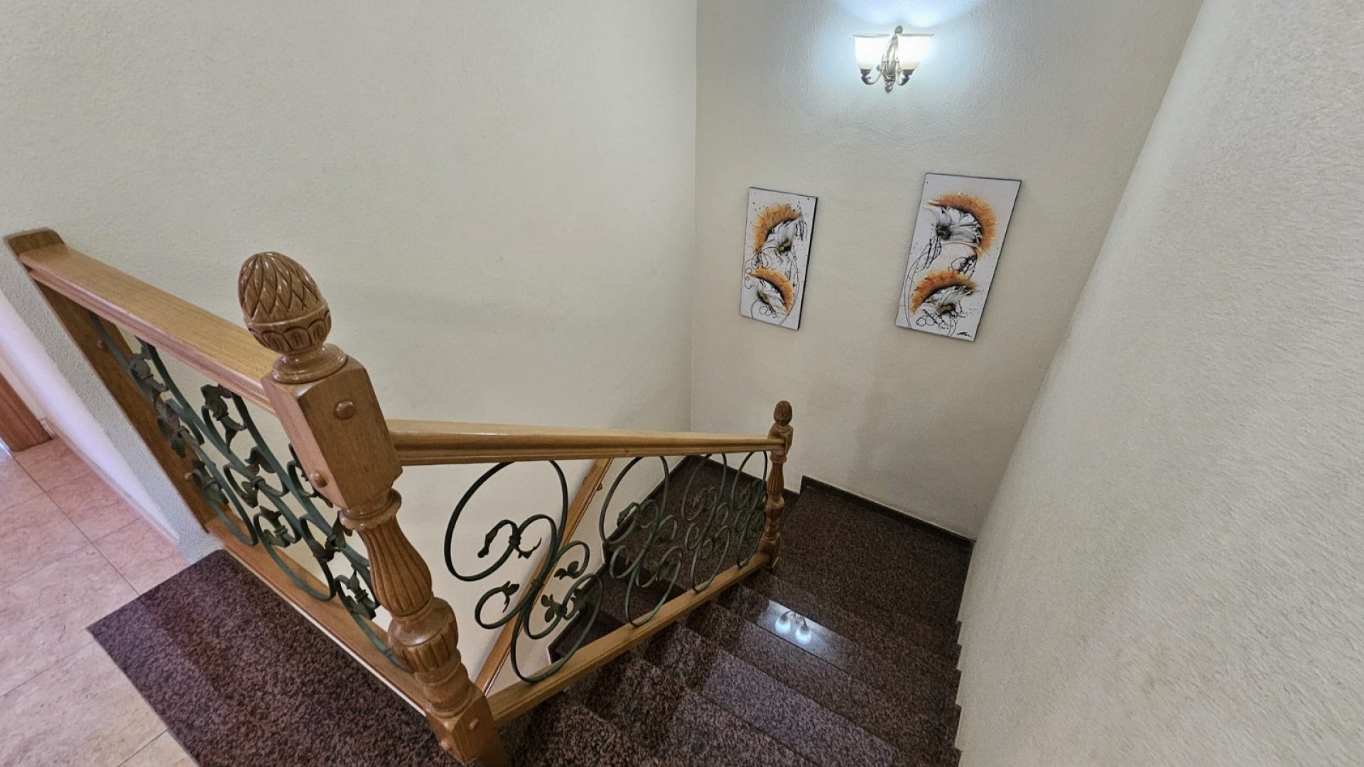 Videresalg - Byhus -
Rojales - Pueblo