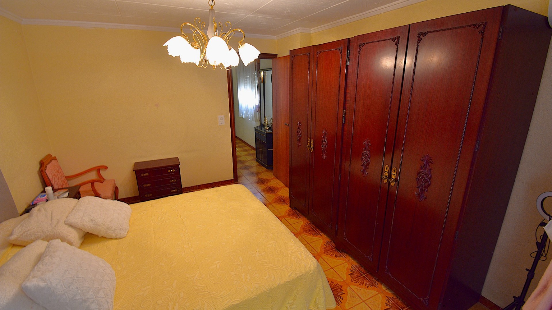 Videresalg - Byhus -
Rojales