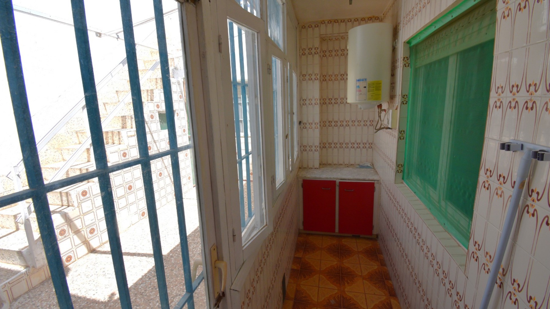 Videresalg - Byhus -
Rojales