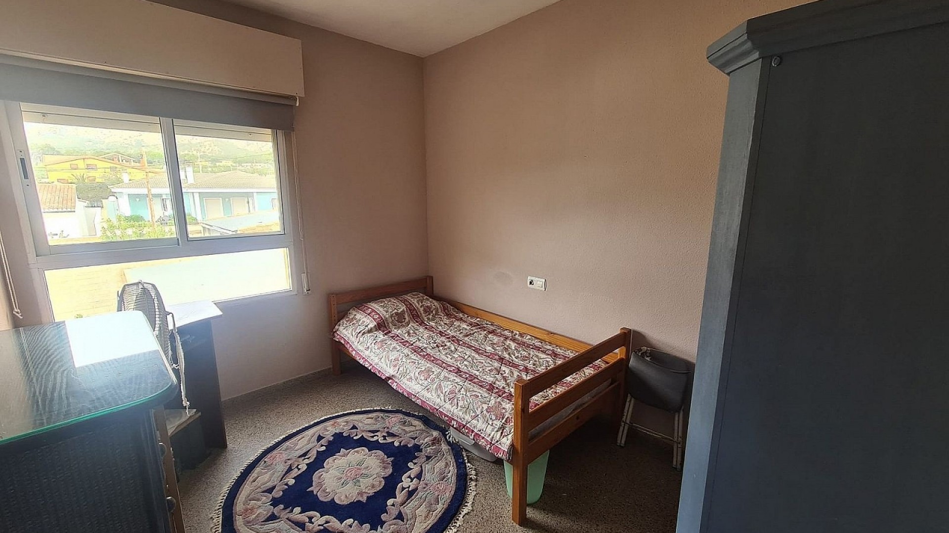 Videresalg - Byhus -
Salinas