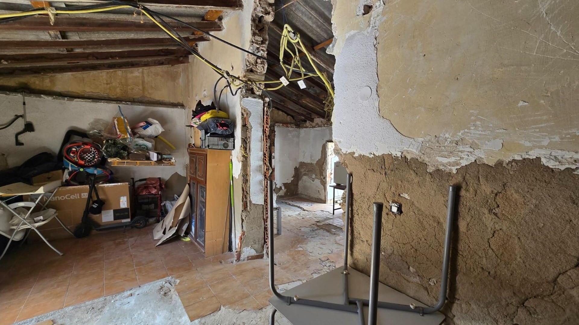 Videresalg - Byhus -
SAX