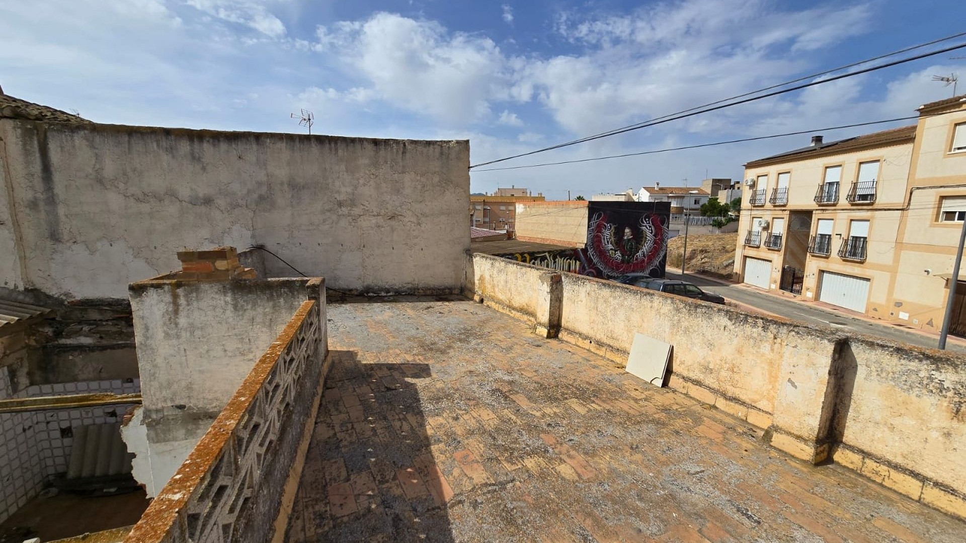 Videresalg - Byhus -
SAX