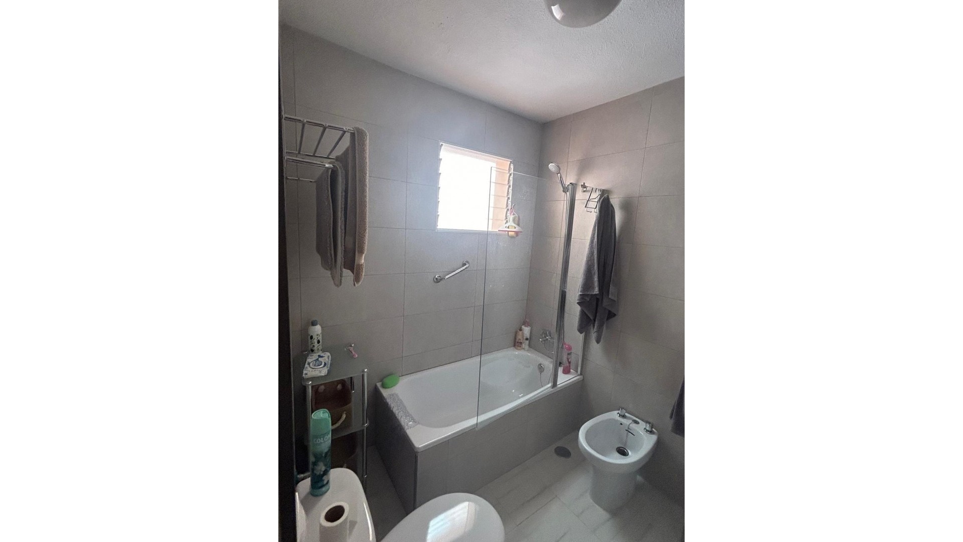 Videresalg - Byhus -
Torrevieja - Centro