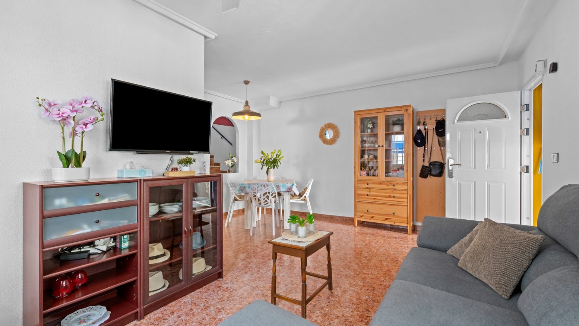 Videresalg - Byhus -
Torrevieja - Habaneras