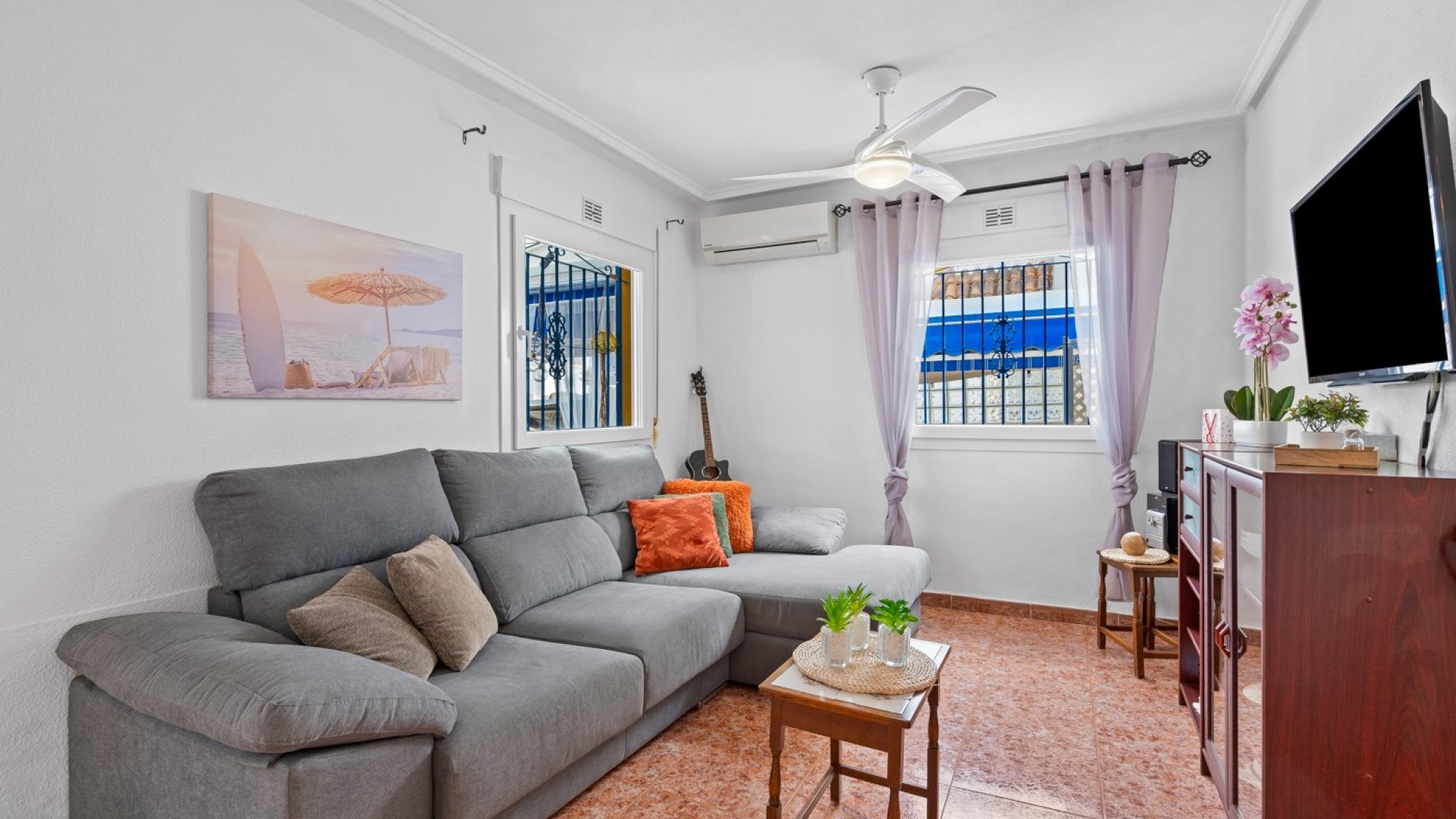 Videresalg - Byhus -
Torrevieja - Habaneras