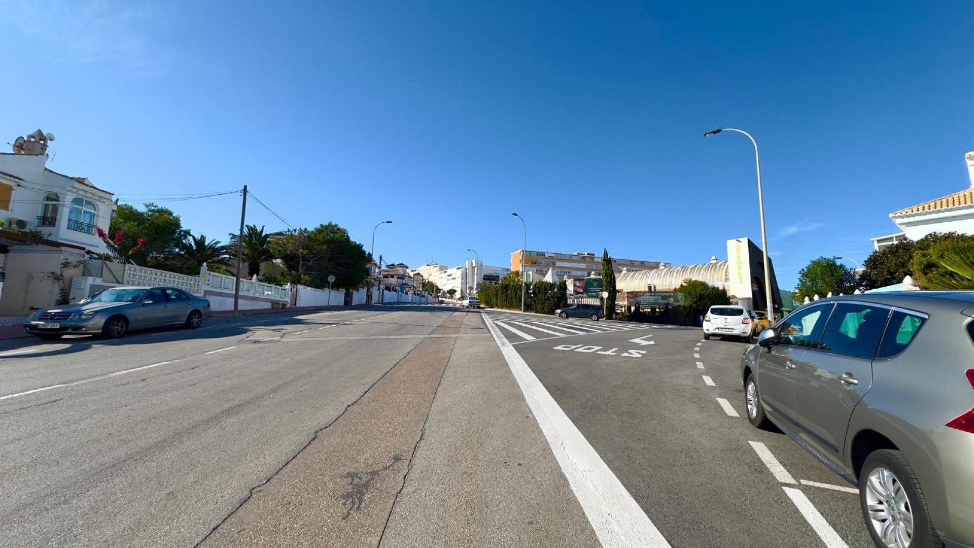 Videresalg - Byhus -
Torrevieja - La Mata