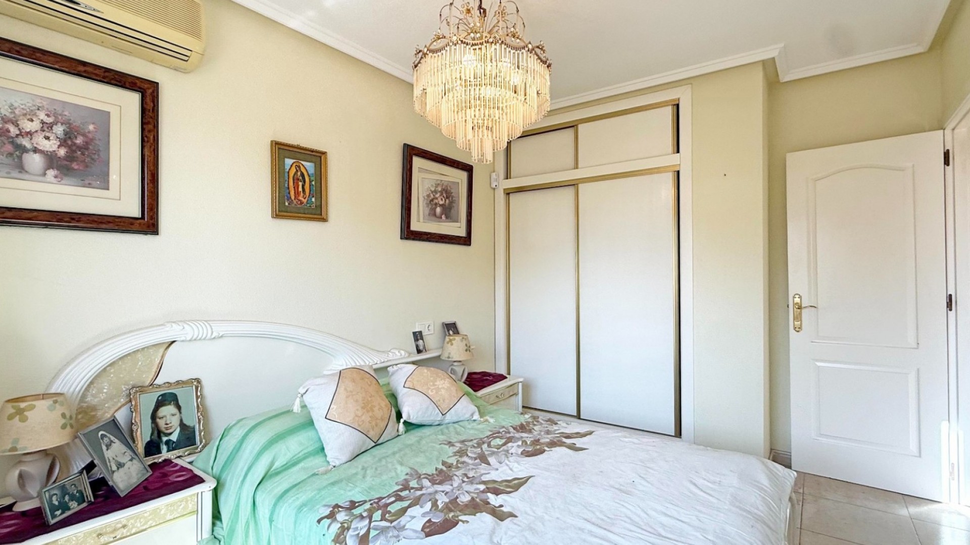 Videresalg - Byhus -
Torrevieja - La Siesta - El Salado -  Torreta