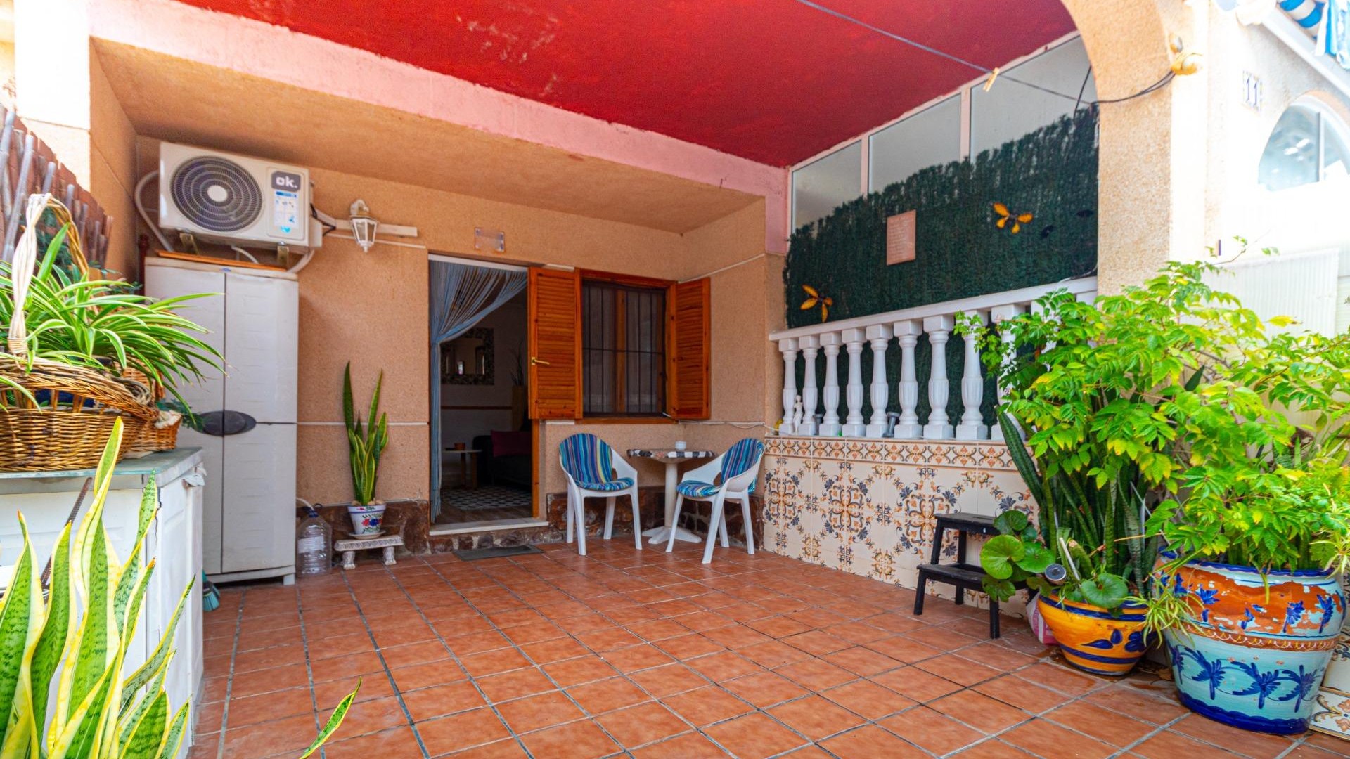 Videresalg - Byhus -
Torrevieja - Los altos