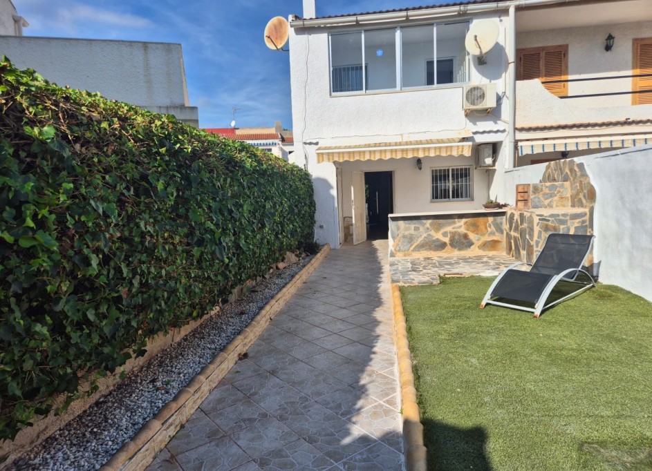 Videresalg - Byhus -
Torrevieja - LOS BALCONES - LOS ALTOS