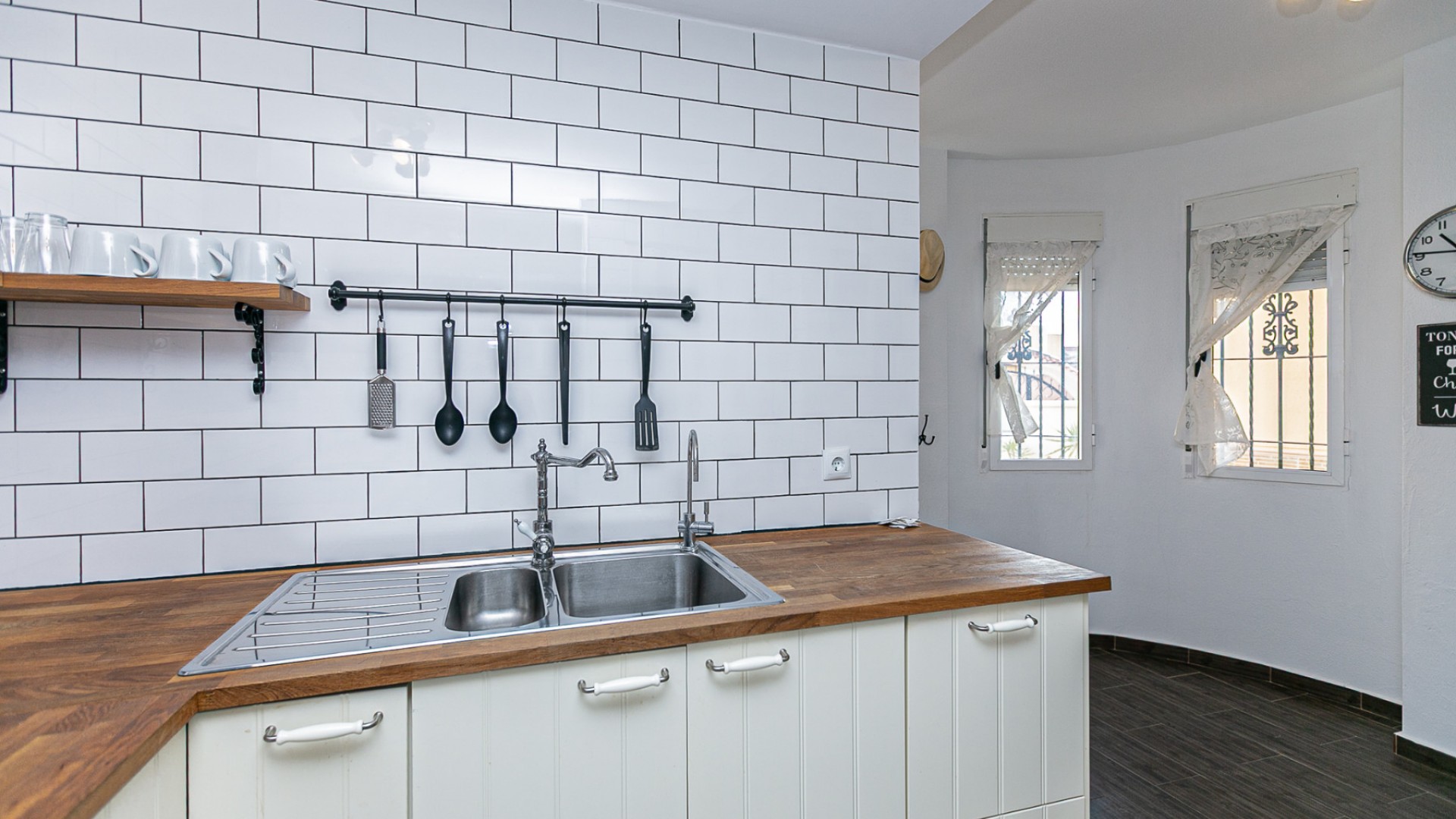 Videresalg - Byhus -
Torrevieja - Torretas