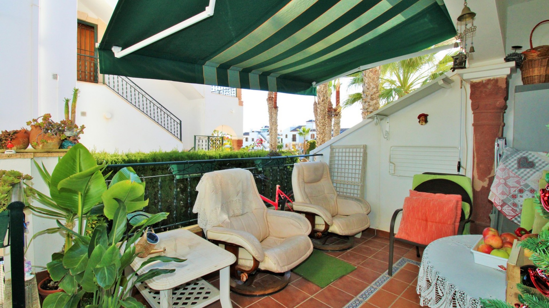 Videresalg - Byhus -
Villamartín - PAU 8