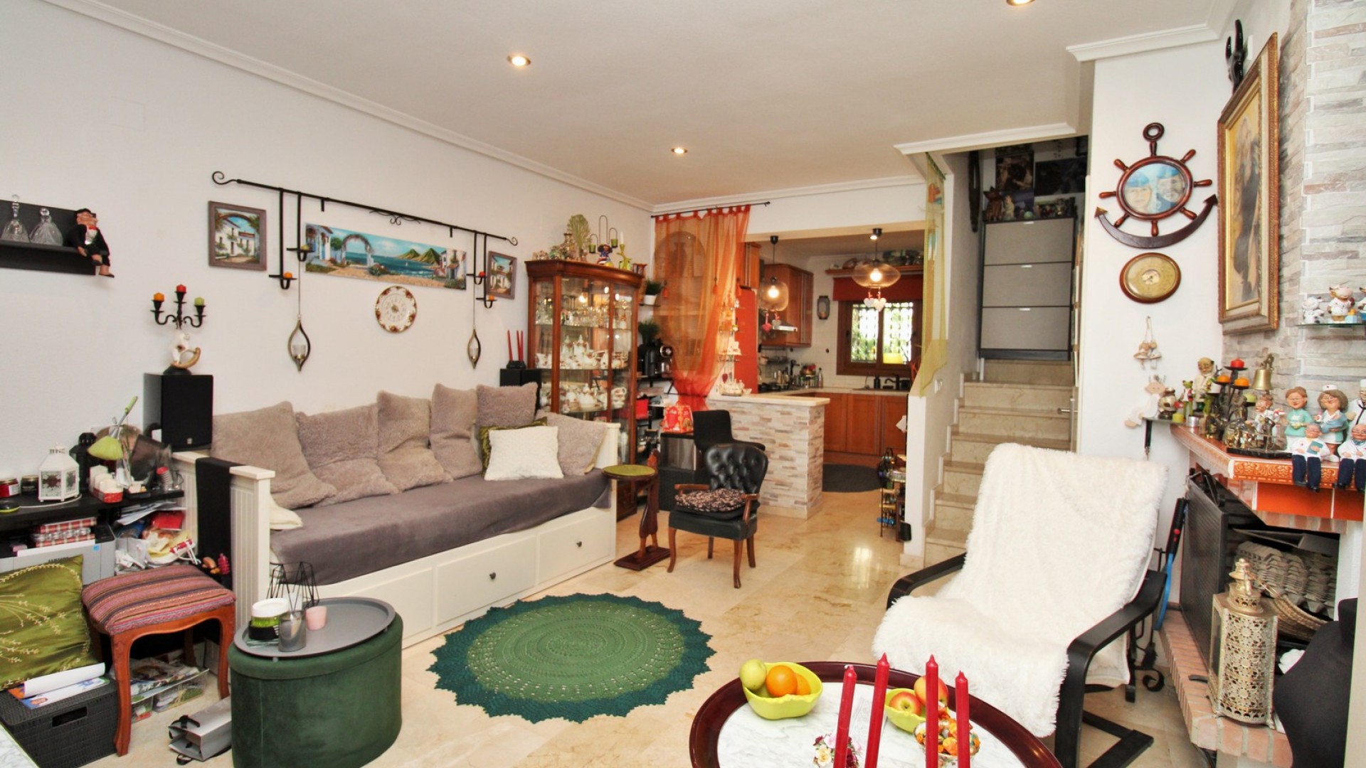 Videresalg - Byhus -
Villamartín - PAU 8