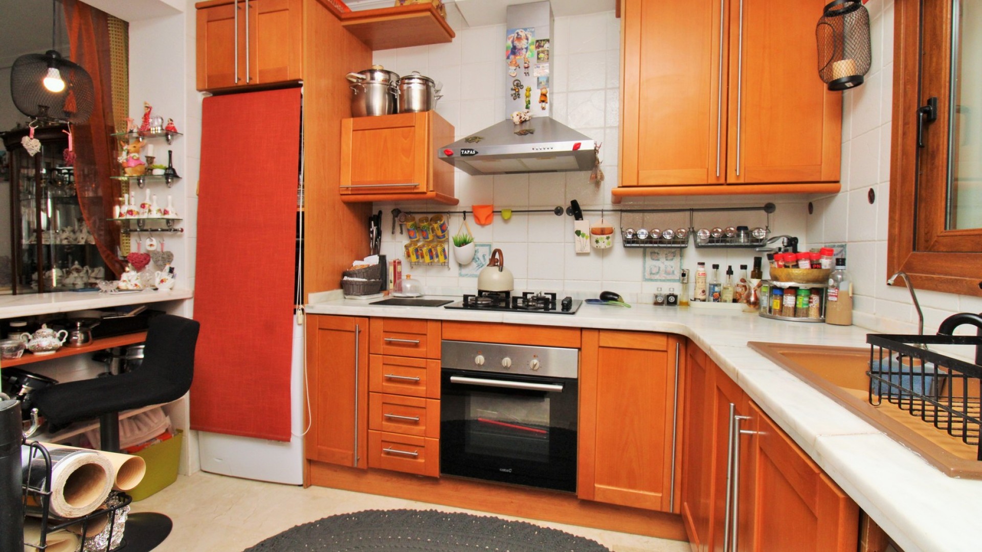 Videresalg - Byhus -
Villamartín - PAU 8