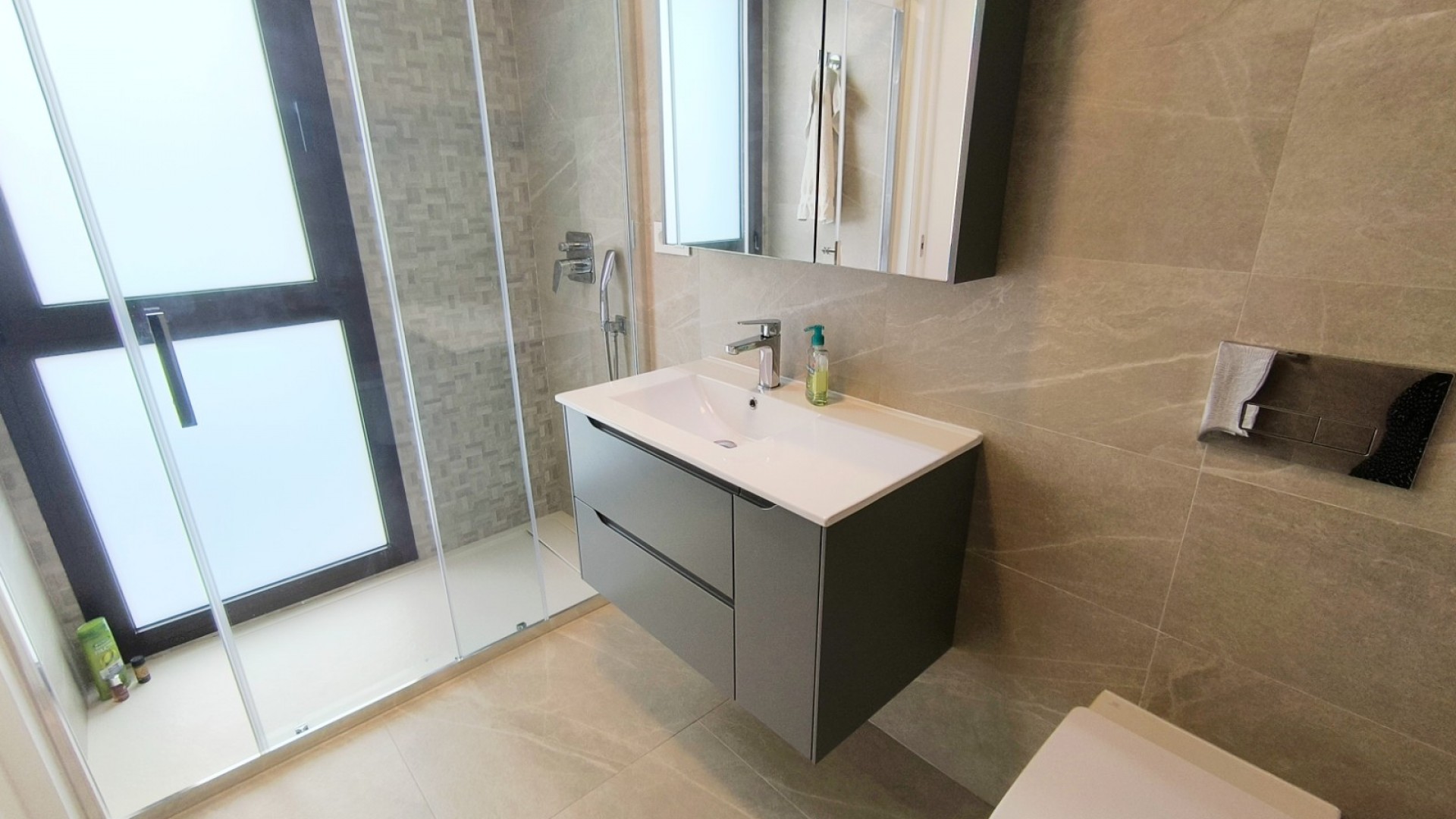 Videresalg - Dobbeltvilla -
Algorfa