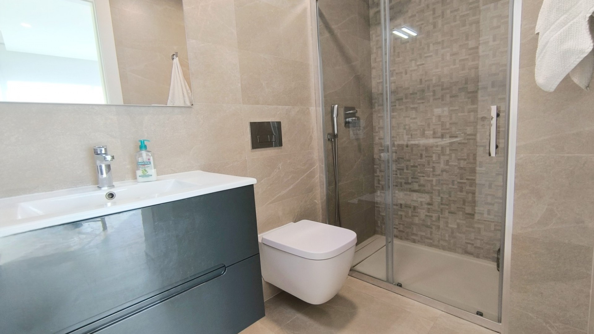 Videresalg - Dobbeltvilla -
Algorfa